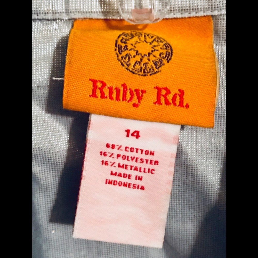 Ruby Rd Gorgeous Metallic Silver Button Down - image 5